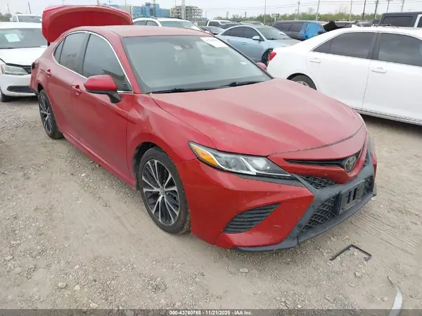 4T1B11HK5KU219190 2019 TOYOTA CAMRY - Image 1