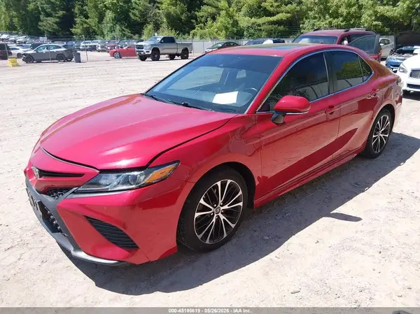 4T1B11HK5KU221246 2019 TOYOTA CAMRY - Image 2