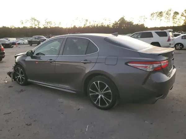 4T1B11HK5KU230674 2019 TOYOTA CAMRY - Image 2