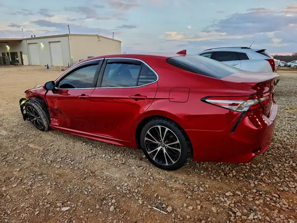 4T1B11HK5KU232604 2019 TOYOTA CAMRY - Image 2