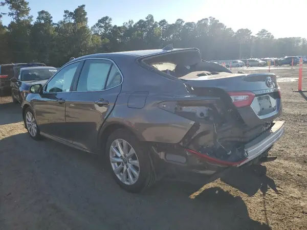 4T1B11HK5KU235504 2019 TOYOTA CAMRY - Image 2
