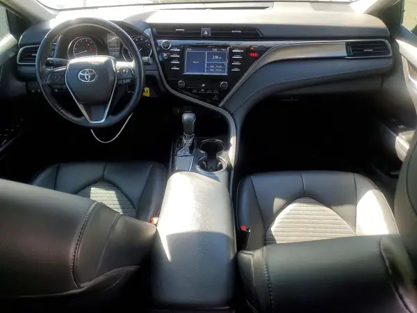 4T1B11HK5KU240251 2019 TOYOTA CAMRY - Image 8