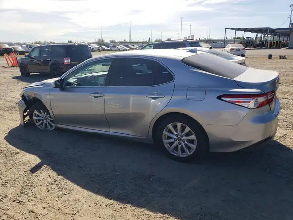 4T1B11HK5KU244655 2019 TOYOTA CAMRY - Image 2