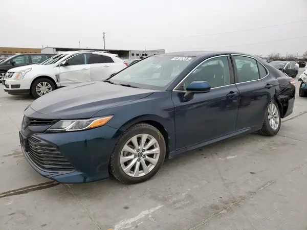 4T1B11HK5KU245031 2019 TOYOTA CAMRY - Image 1
