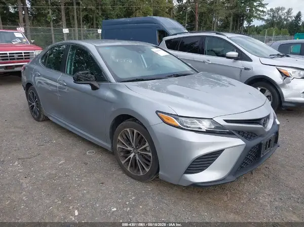 4T1B11HK5KU248382 2019 TOYOTA CAMRY - Image 1
