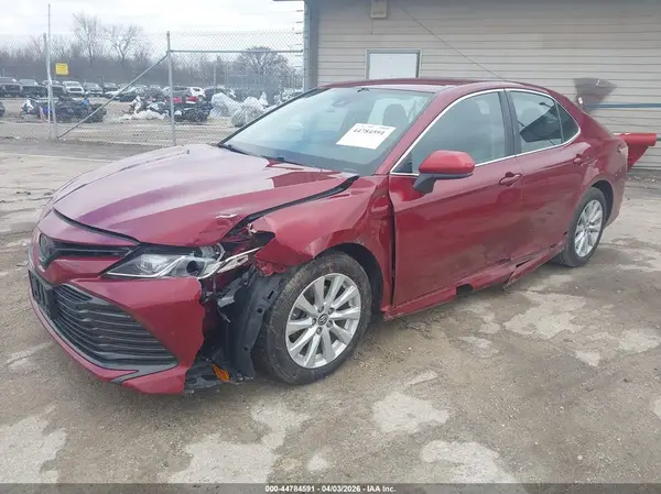 4T1B11HK5KU249127 2019 TOYOTA CAMRY - Image 2