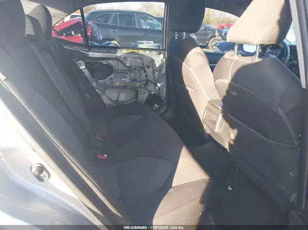 4T1B11HK5KU251086 2019 TOYOTA CAMRY - Image 8