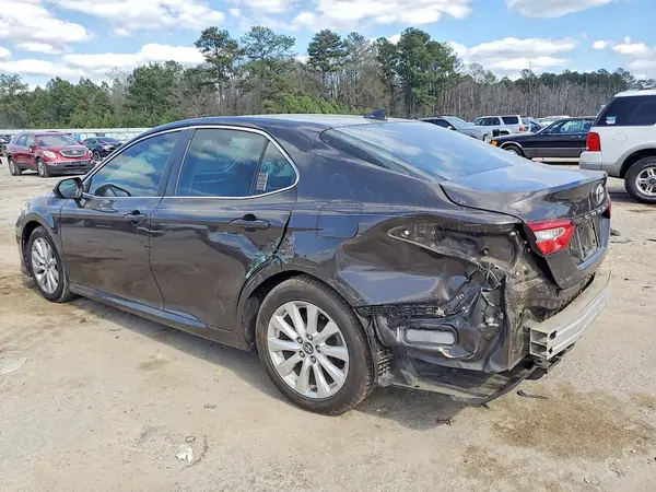 4T1B11HK5KU251475 2019 TOYOTA CAMRY - Image 2