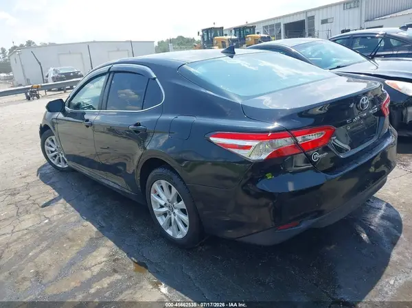 4T1B11HK5KU253324 2019 TOYOTA CAMRY - Image 2