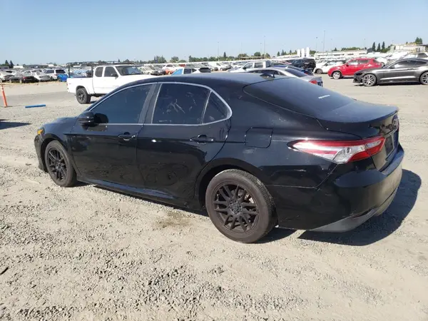 4T1B11HK5KU253758 2019 TOYOTA CAMRY - Image 2