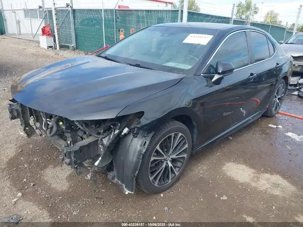 4T1B11HK5KU253811 2019 TOYOTA CAMRY - Image 2