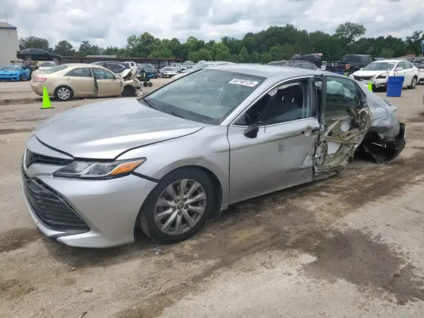 4T1B11HK5KU255798 2019 TOYOTA CAMRY - Image 1