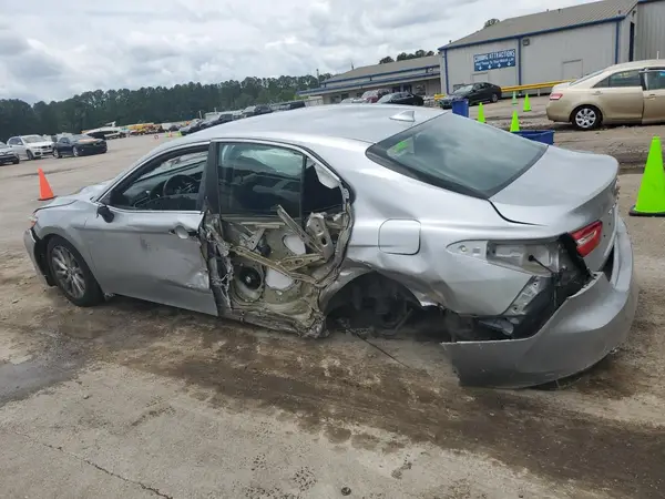 4T1B11HK5KU255798 2019 TOYOTA CAMRY - Image 2
