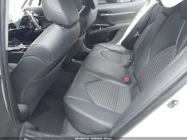 4T1B11HK5KU256420 2019 TOYOTA CAMRY - Image 8