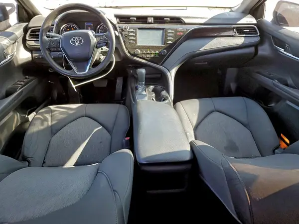 4T1B11HK5KU258278 2019 TOYOTA CAMRY - Image 8