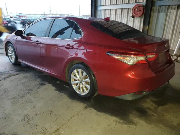 4T1B11HK5KU258314 2019 TOYOTA CAMRY - Image 2