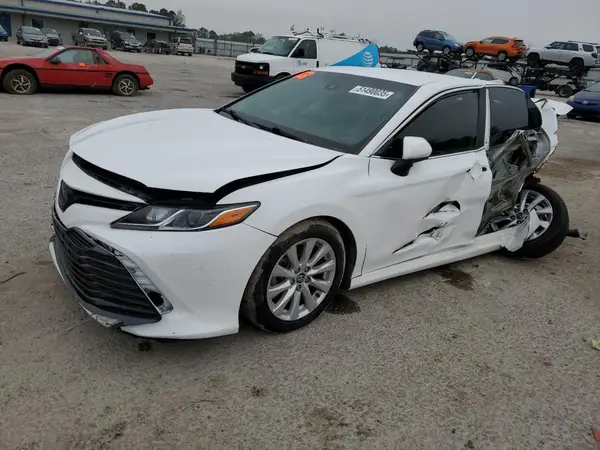 4T1B11HK5KU259673 2019 TOYOTA CAMRY - Image 1