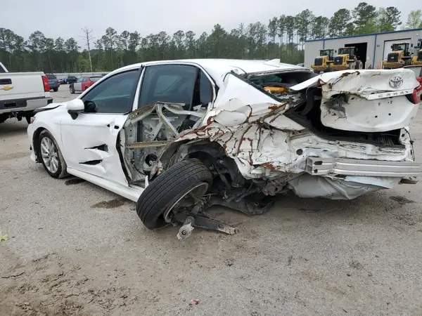 4T1B11HK5KU259673 2019 TOYOTA CAMRY - Image 2