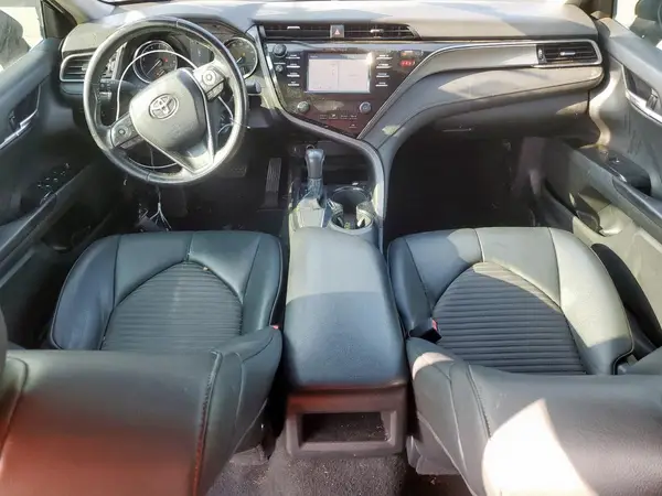4T1B11HK5KU261228 2019 TOYOTA CAMRY - Image 8