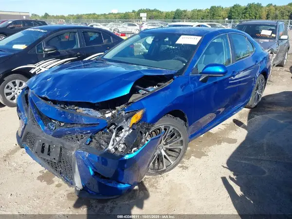 4T1B11HK5KU261813 2019 TOYOTA CAMRY - Image 2