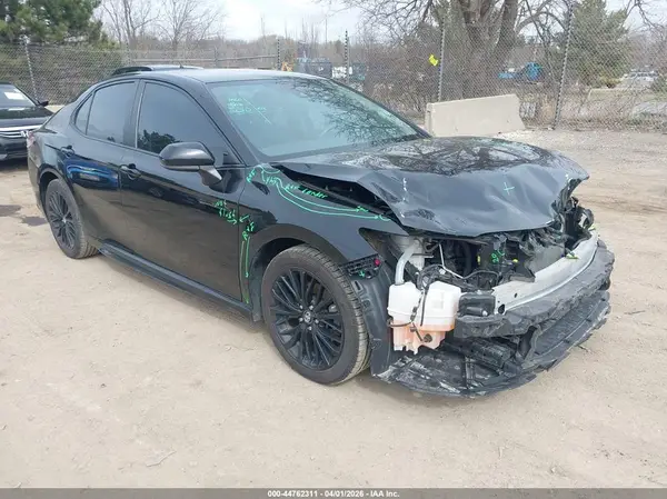 4T1B11HK5KU262024 2019 TOYOTA CAMRY - Image 1