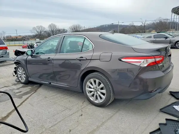 4T1B11HK5KU264386 2019 TOYOTA CAMRY - Image 2