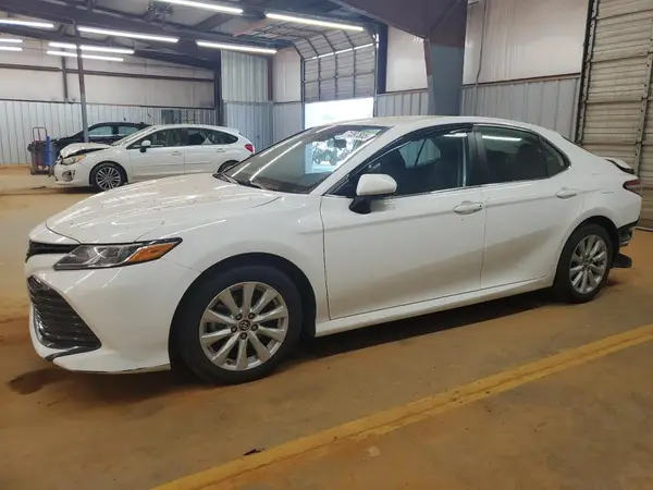 4T1B11HK5KU266882 2019 TOYOTA CAMRY - Image 1