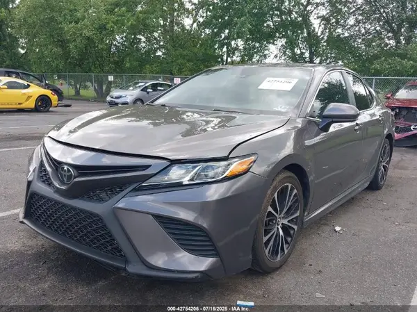 4T1B11HK5KU267062 2019 TOYOTA CAMRY - Image 2