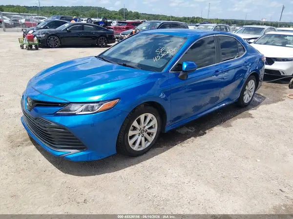 4T1B11HK5KU267708 2019 TOYOTA CAMRY - Image 2