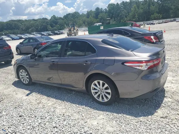 4T1B11HK5KU270074 2019 TOYOTA CAMRY - Image 2