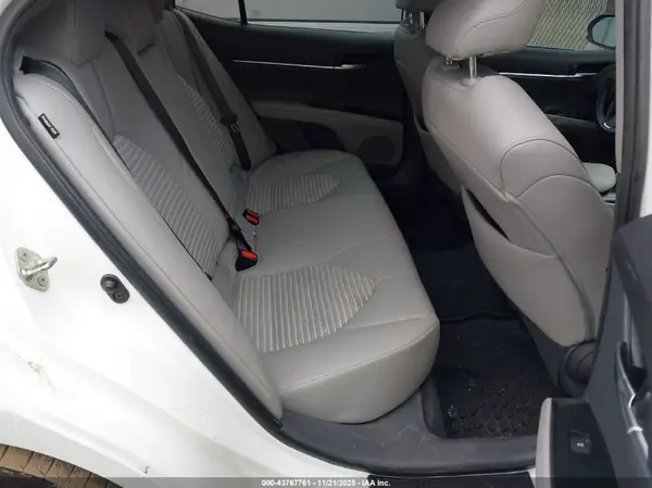4T1B11HK5KU271273 2019 TOYOTA CAMRY - Image 8