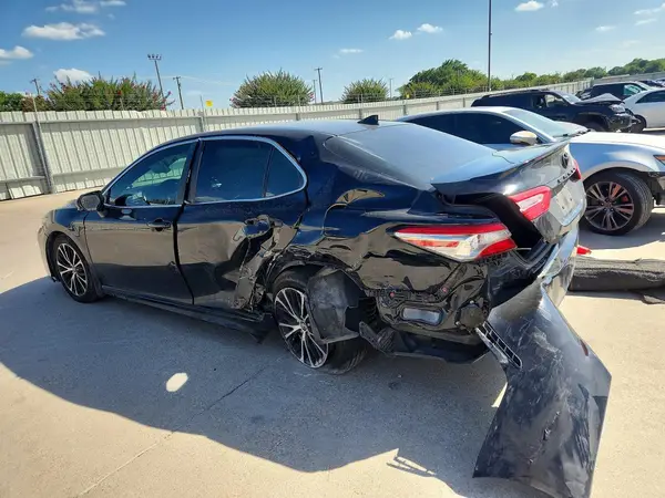 4T1B11HK5KU271418 2019 TOYOTA CAMRY - Image 2