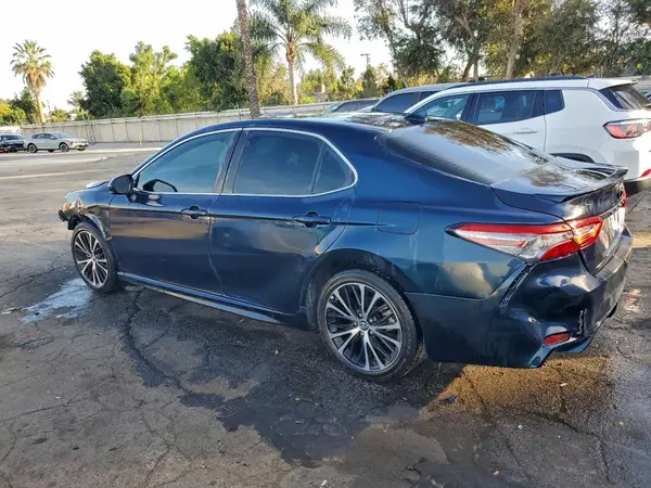 4T1B11HK5KU285562 2019 TOYOTA CAMRY - Image 2