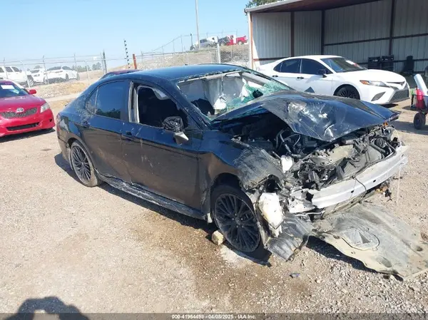 4T1B11HK5KU286095 2019 TOYOTA CAMRY - Image 1