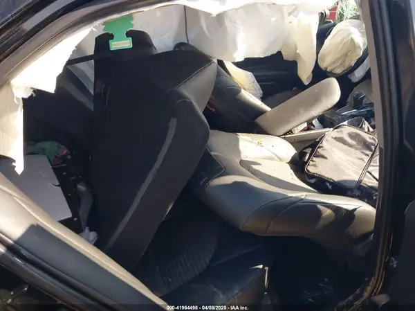 4T1B11HK5KU286095 2019 TOYOTA CAMRY - Image 8