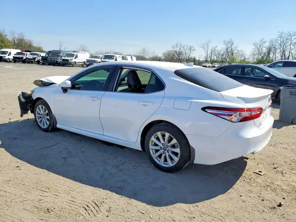 4T1B11HK5KU291829 2019 TOYOTA CAMRY - Image 2