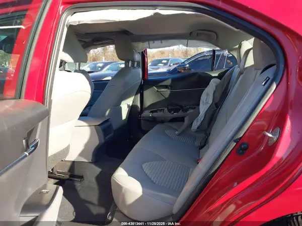 4T1B11HK5KU293175 2019 TOYOTA CAMRY - Image 8