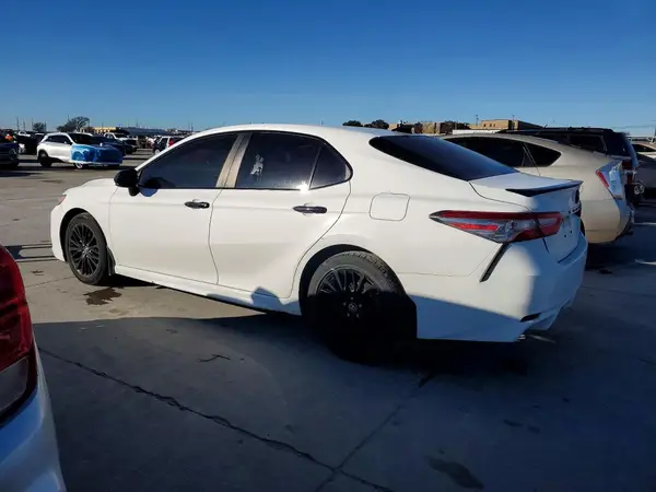 4T1B11HK5KU293239 2019 TOYOTA CAMRY - Image 2