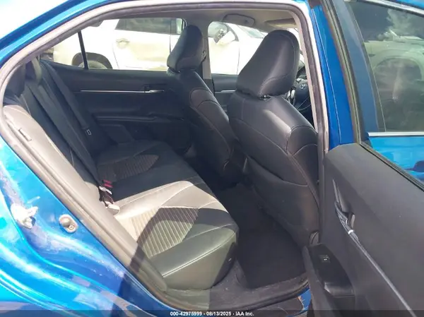 4T1B11HK5KU295587 2019 TOYOTA CAMRY - Image 8