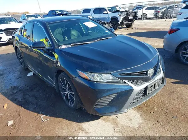 4T1B11HK5KU683693 2019 TOYOTA CAMRY - Image 1