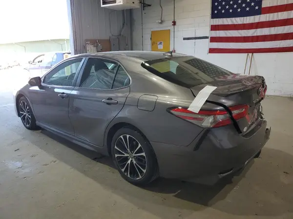 4T1B11HK5KU685654 2019 TOYOTA CAMRY - Image 2