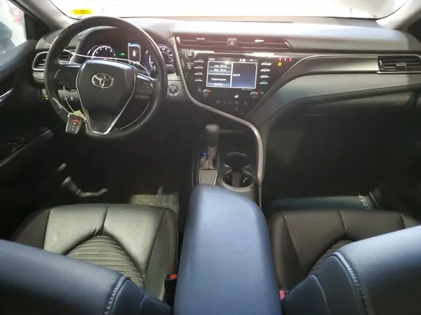4T1B11HK5KU685654 2019 TOYOTA CAMRY - Image 8