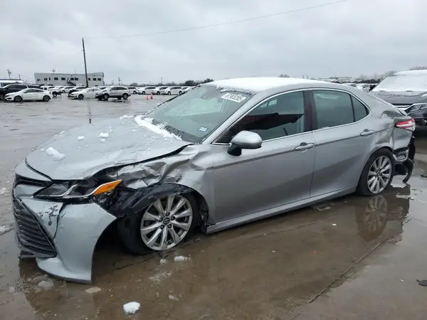 4T1B11HK5KU686559 2019 TOYOTA CAMRY - Image 1