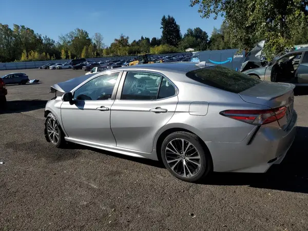4T1B11HK5KU689557 2019 TOYOTA CAMRY - Image 2