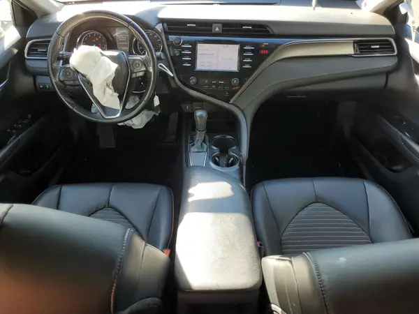 4T1B11HK5KU689557 2019 TOYOTA CAMRY - Image 8