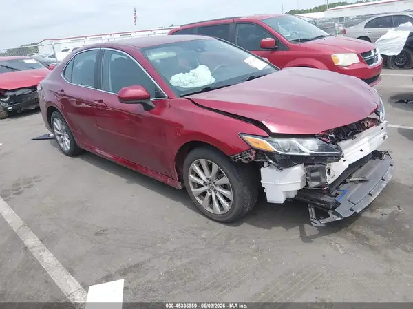 4T1B11HK5KU691499 2019 TOYOTA CAMRY - Image 1