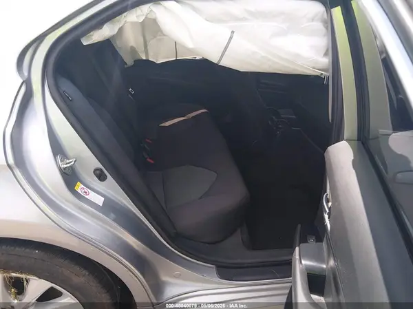 4T1B11HK5KU693589 2019 TOYOTA CAMRY - Image 8