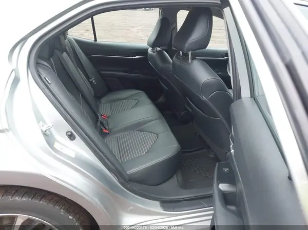 4T1B11HK5KU694841 2019 TOYOTA CAMRY - Image 8