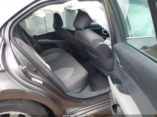 4T1B11HK5KU698663 2019 TOYOTA CAMRY - Image 8