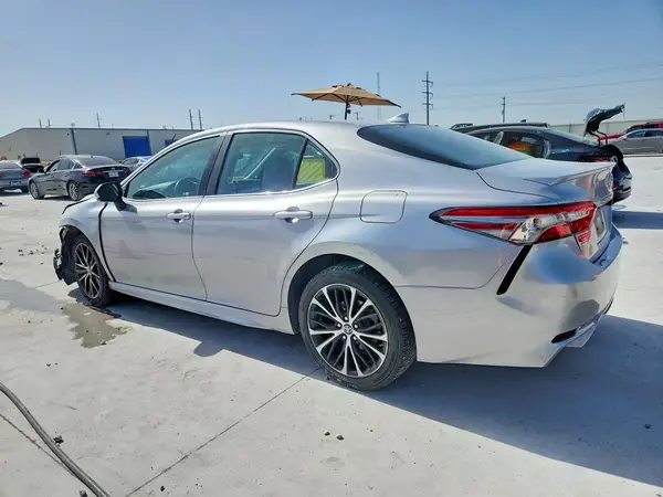 4T1B11HK5KU700329 2019 TOYOTA CAMRY - Image 2